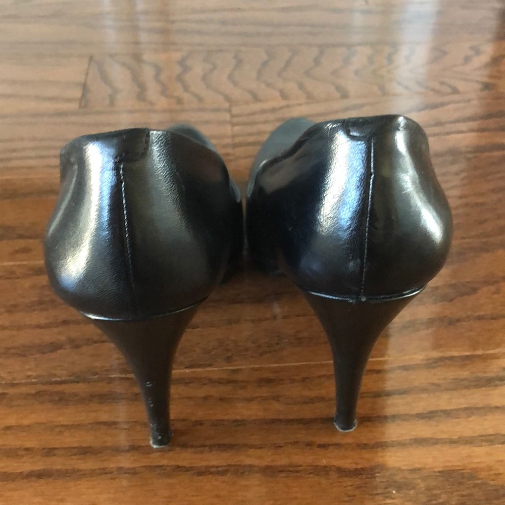 Shoes - Picture 3 of 3